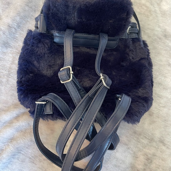 Swarovski fuzzy backpack. Navy blue. - Picture 6 of 6